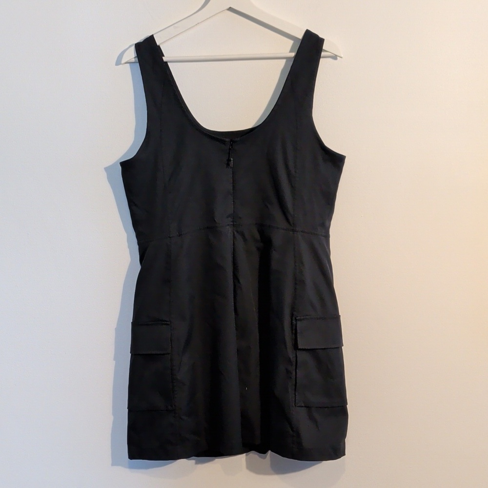 OUTDOOR VOICES black mini hiking dress with shorts - size large - Picture 8 of 10